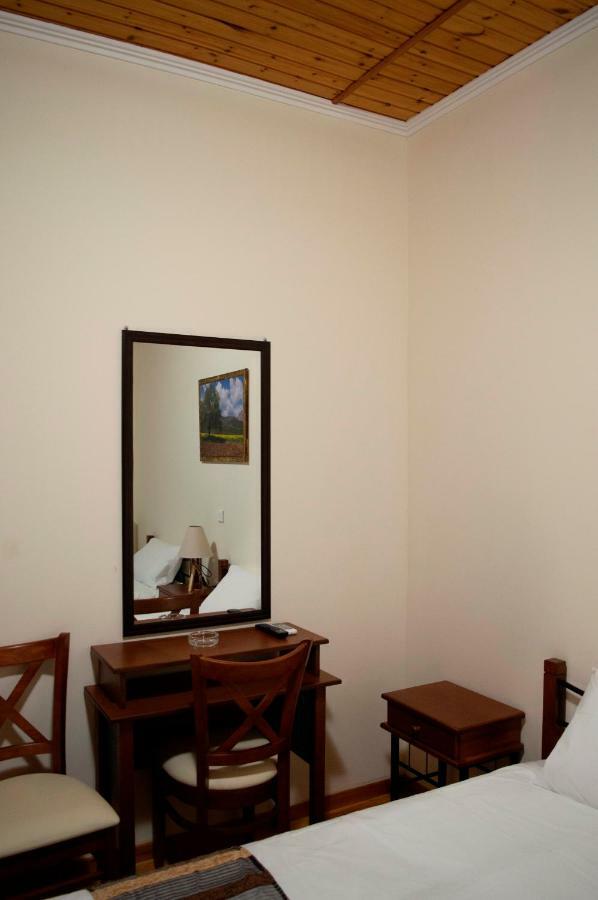Xenon Achladokampos Hotel Bagian luar foto